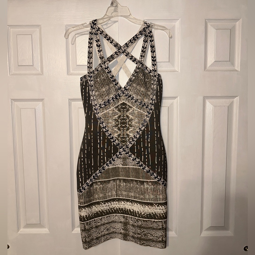 Sara Boo cocktail dress size small